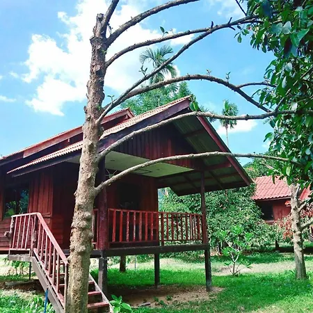 Отель Bamboo House Khao Sok National Park Номер фото