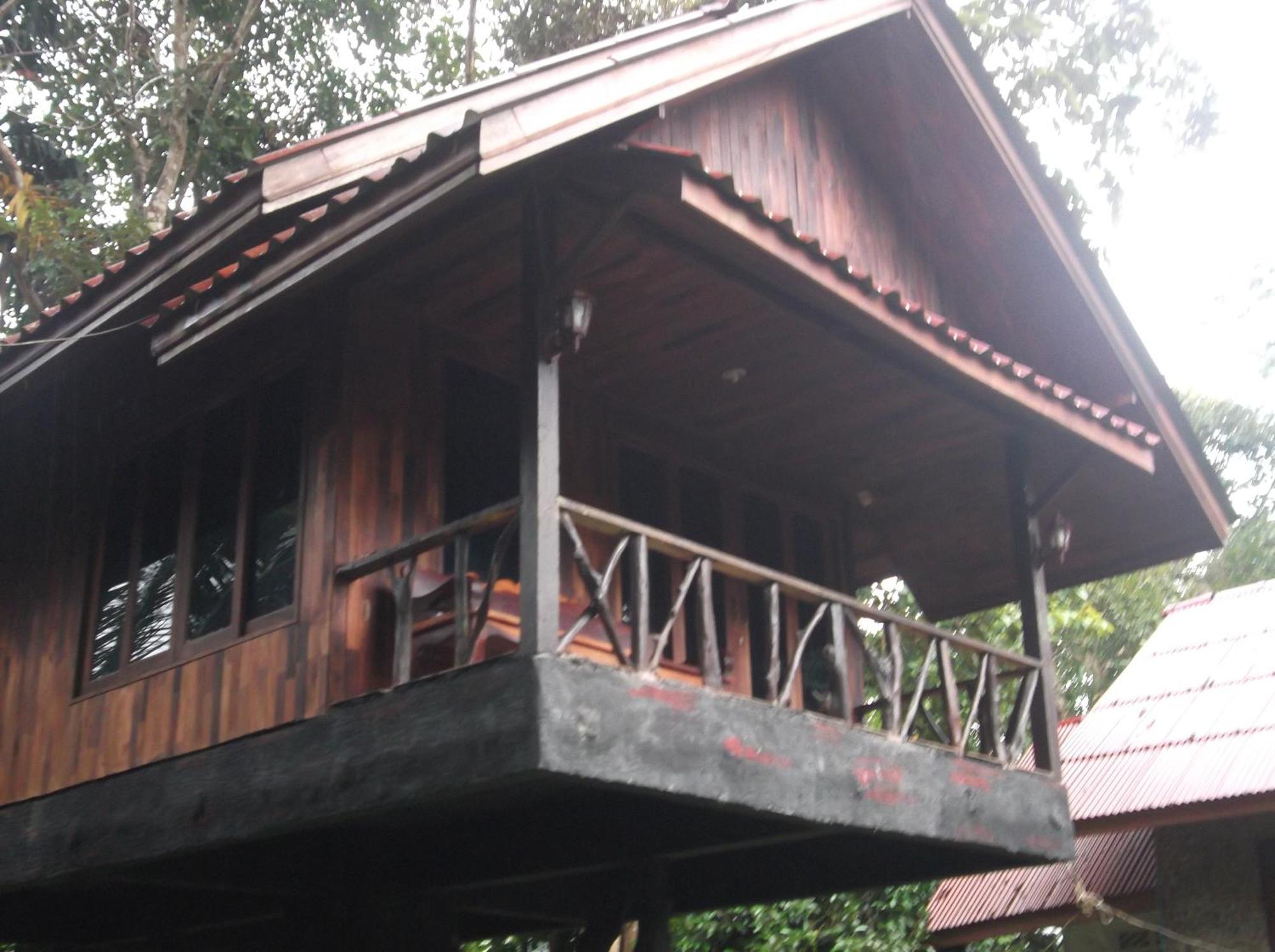 База отдыха Bamboo House Khao Sok National Park
