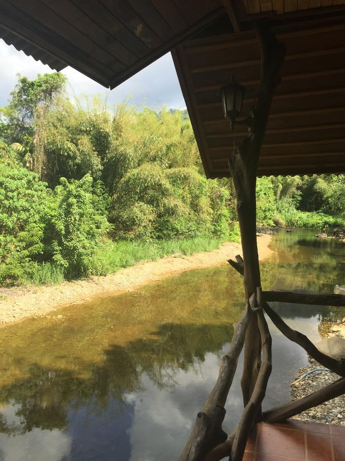 Taman liburan Bamboo House 2*