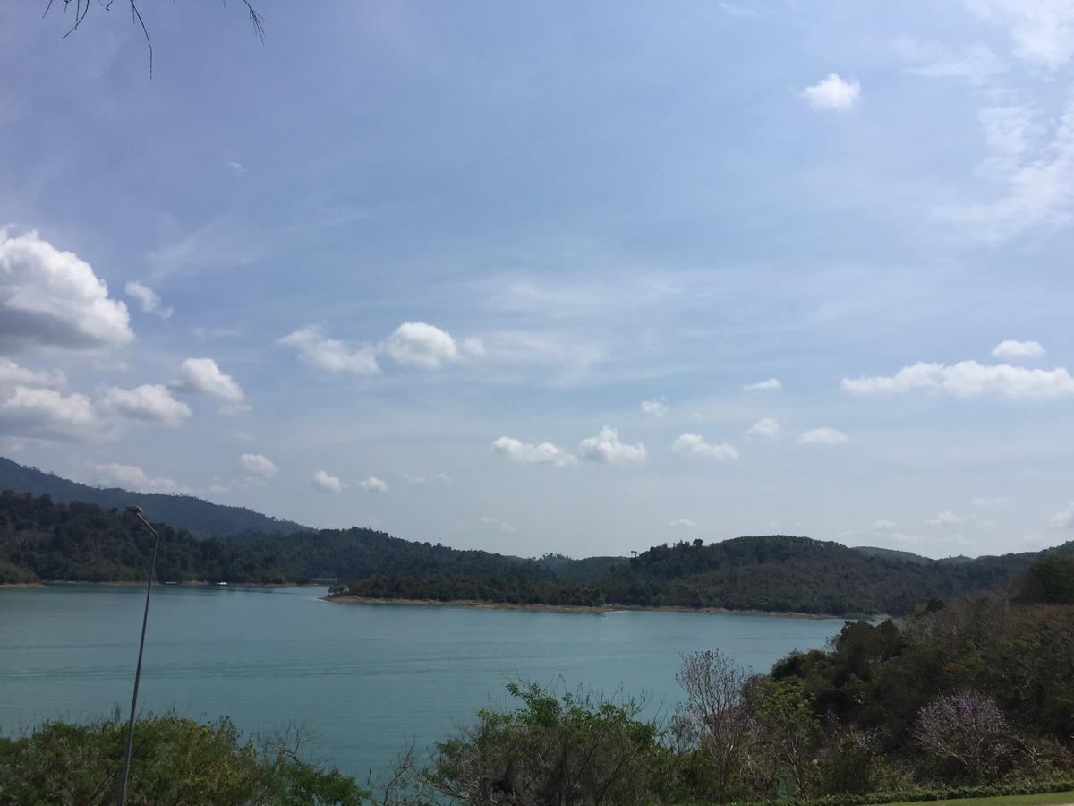 Bamboo House База отдыха Khao Sok National Park